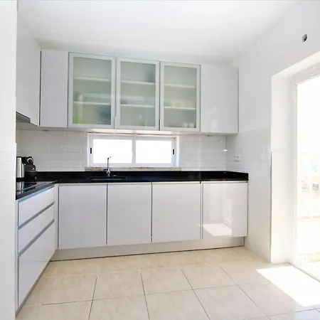 Top Floor Apartment With Exclusive Sea View