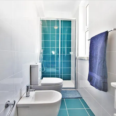 Top Floor Apartment With Exclusive Sea View شقة Armação de Pêra